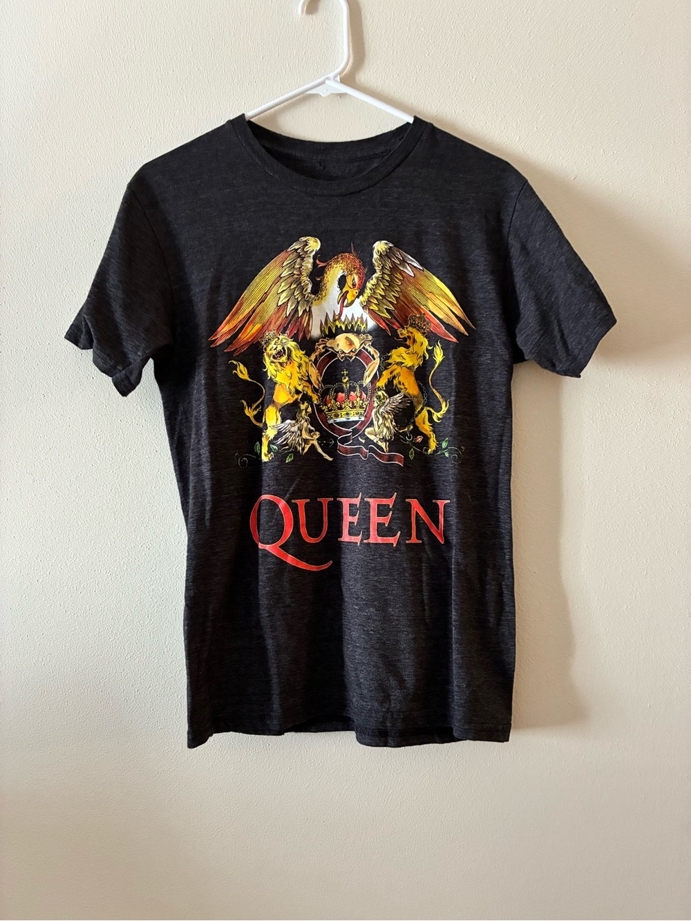 Queen Graphic Band Tee - Black with Yellow & Red Crest